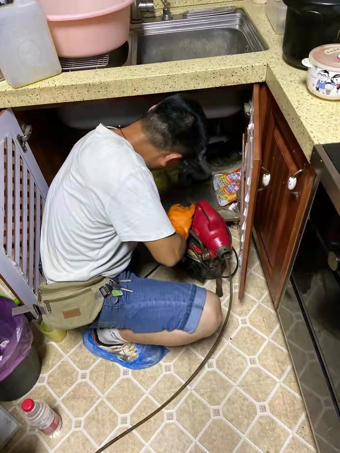 苏家屯通下水道